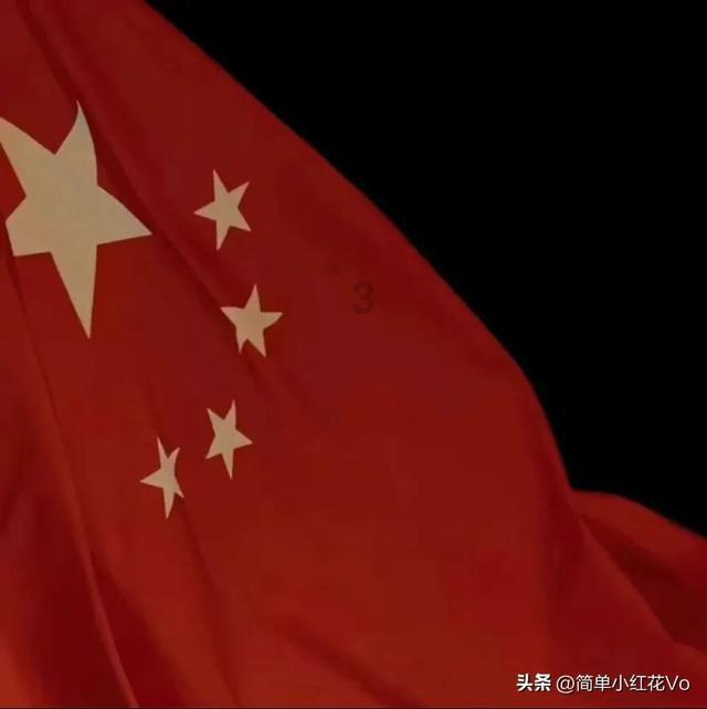 张庭晒子女心情差,儿女不上学在家拿枕头互打,她呐喊啥时候开学