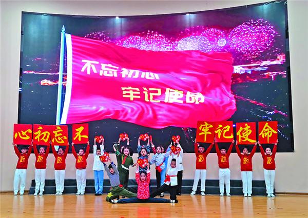 我国最大深远海多功能救助船投入使用,可搭载大型救助直升机