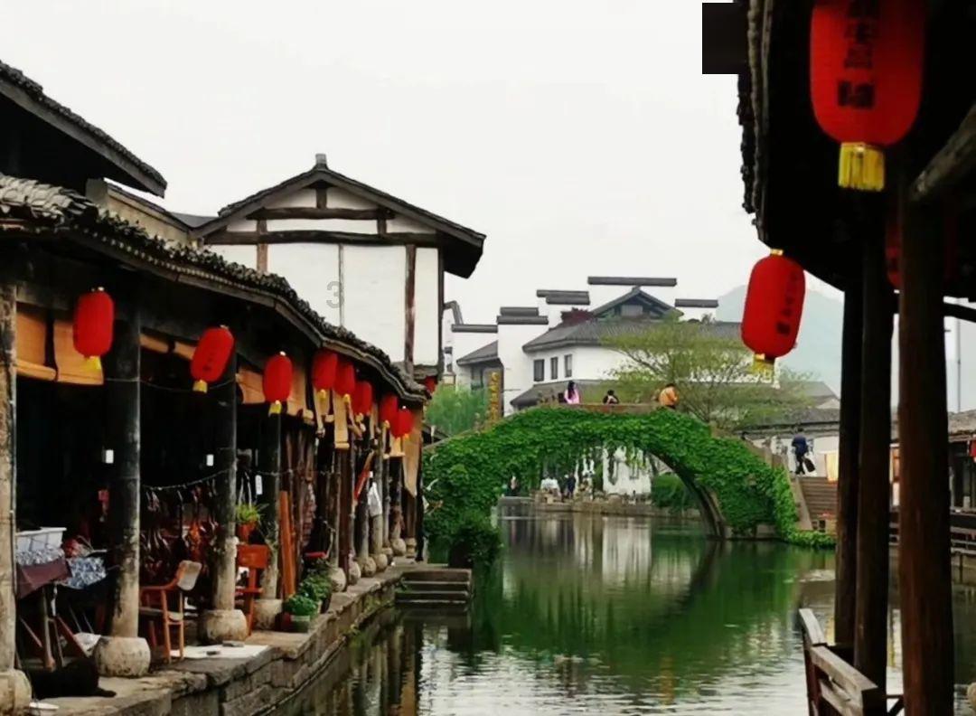 逃出神秘石堡